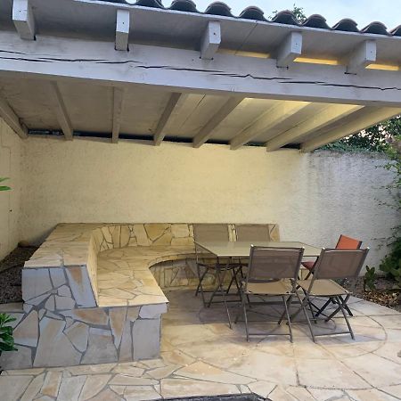 Charmant Logement Avec Piscine Saint-Feliu-d'Avall Exterior photo